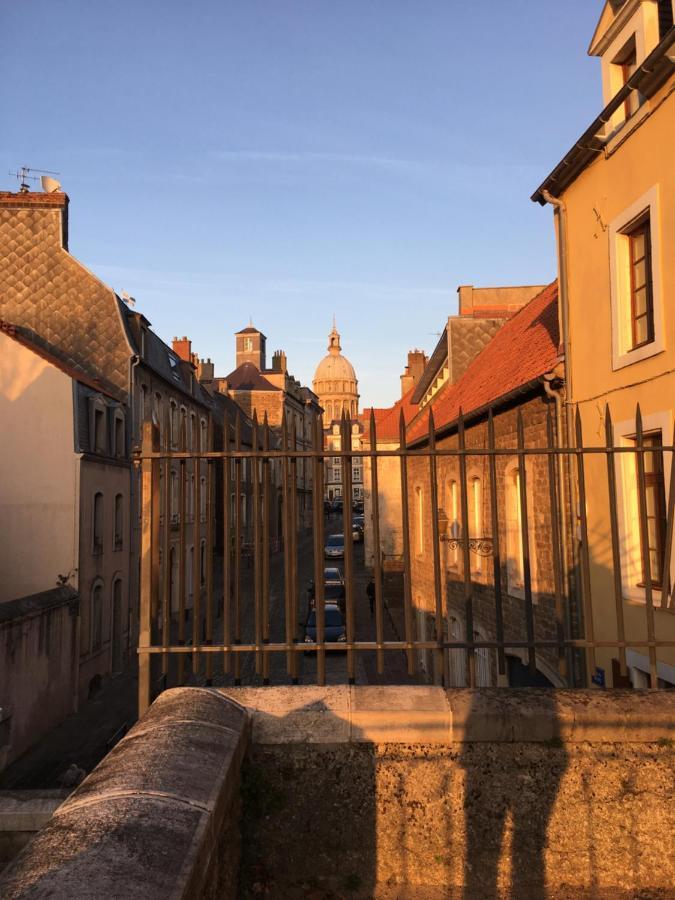 Aux Pieds De La Cathedrale Apartamento Boulogne-sur-Mer Exterior foto