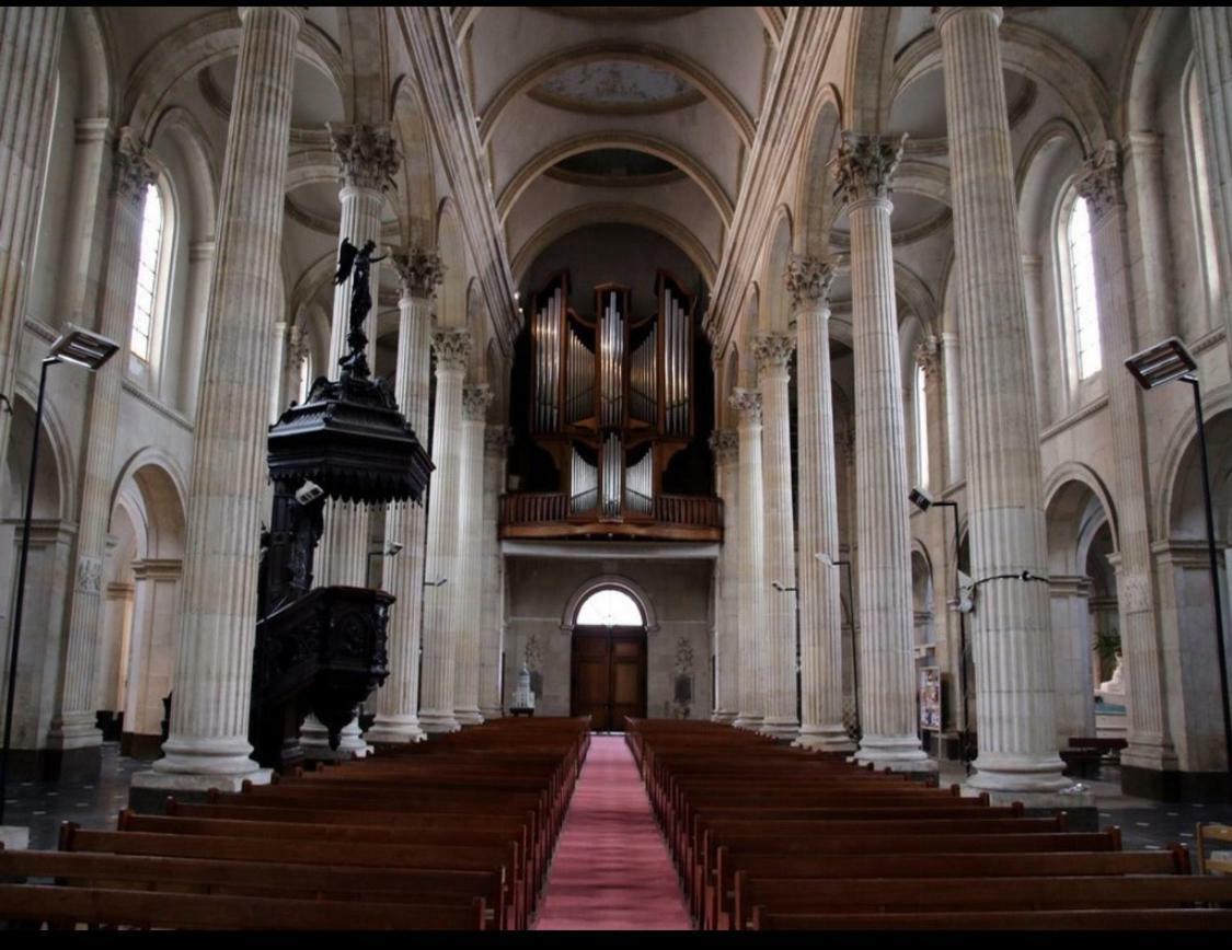 Aux Pieds De La Cathedrale Apartamento Boulogne-sur-Mer Exterior foto