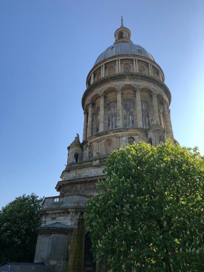 Aux Pieds De La Cathedrale Apartamento Boulogne-sur-Mer Exterior foto